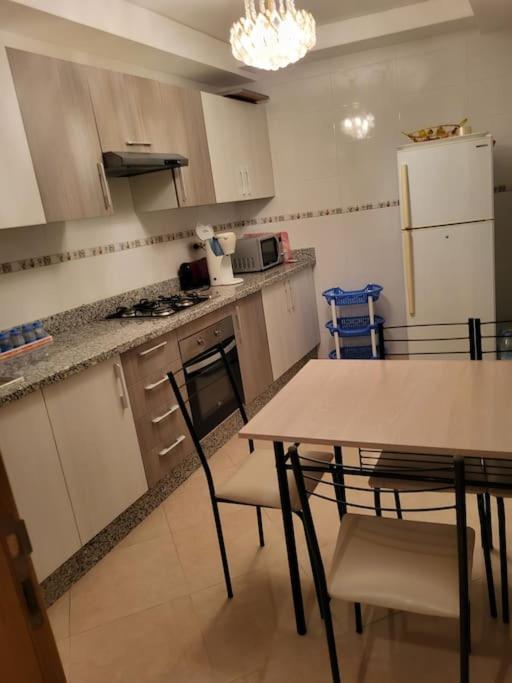 Rare Appartement De Vacances Tanger Luaran gambar